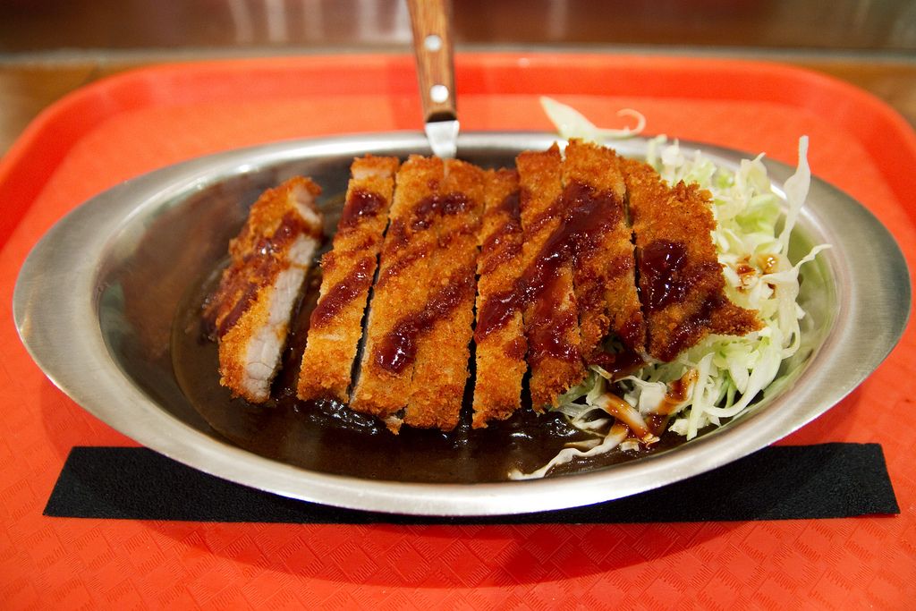 Katsu Curry Dish je kot nalašč za Zinfandel