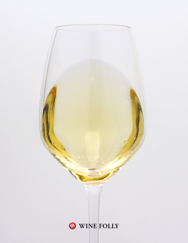 Glass-of-Viognier-PasoRobles-Carucci-2013