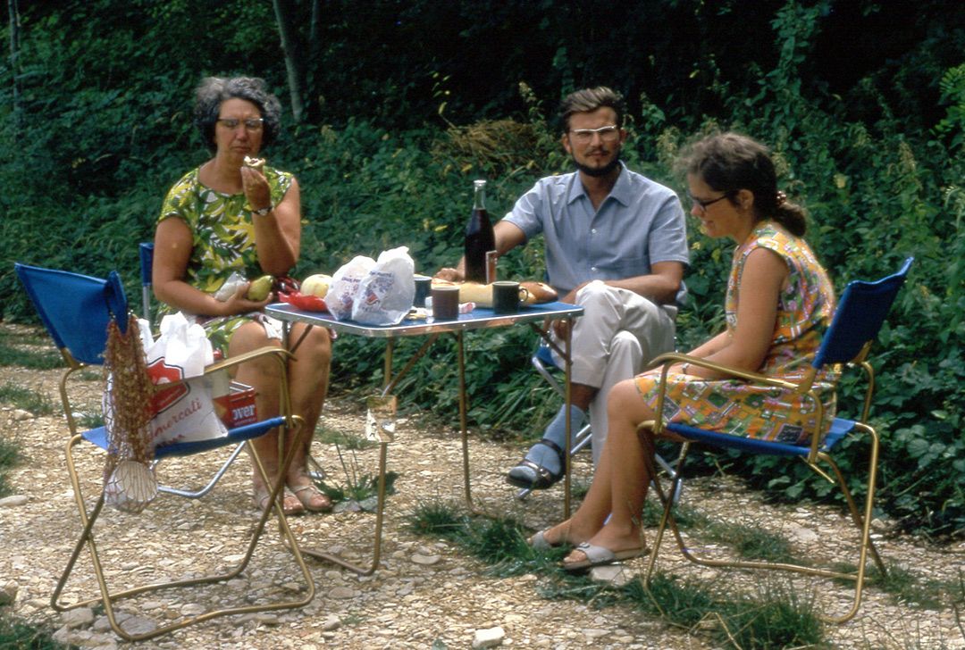 1970-те-пикник-с вино