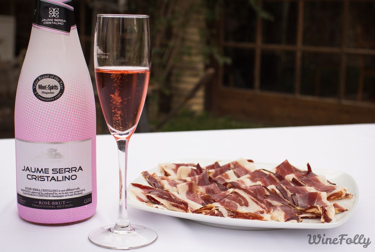 Kas yra Cava-putojantis vynas-Cristalino-Rose