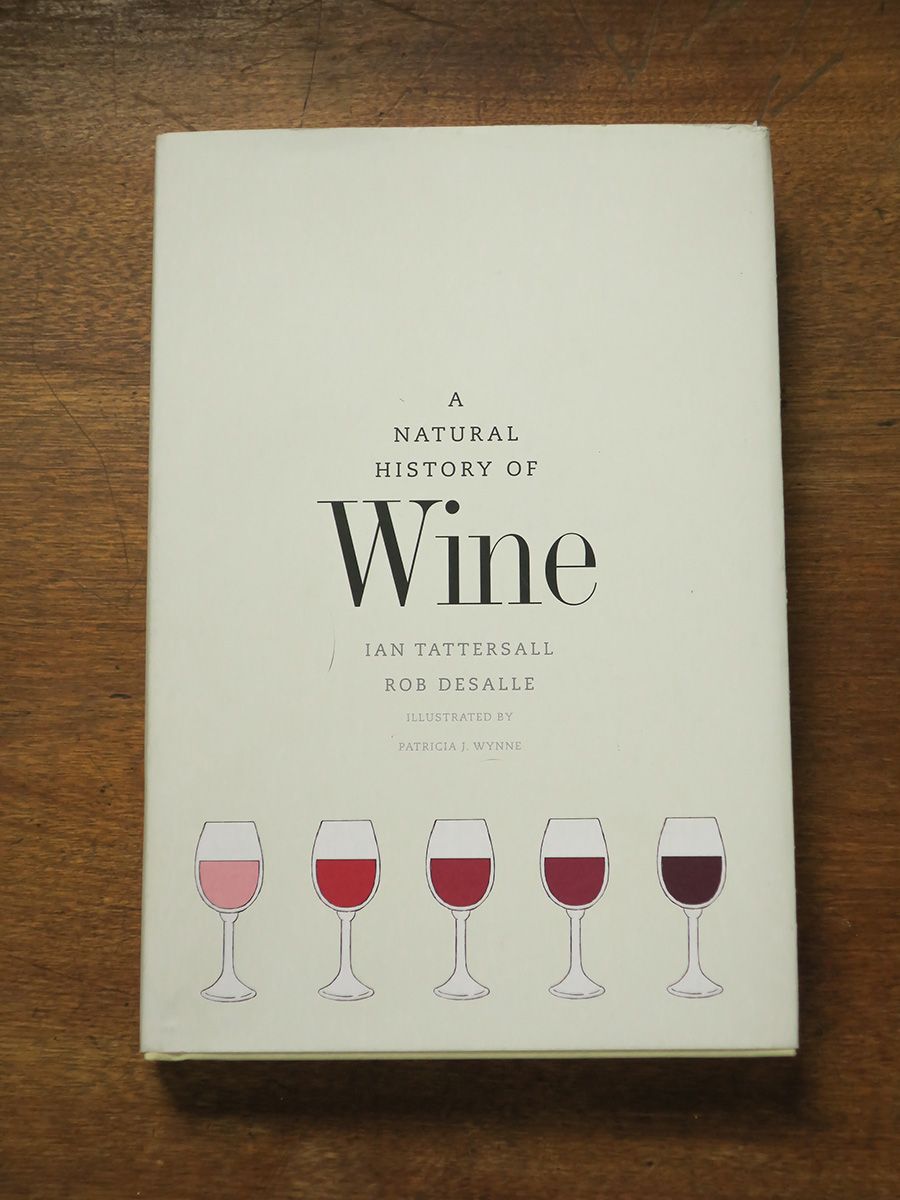Gamtos vyno knygos istorija