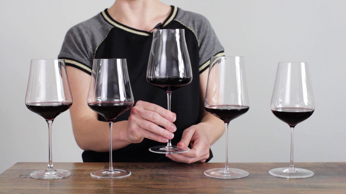 Vi testede de bedste vinglas - Wine Folly