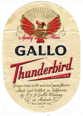יין לבן מועשר של Thunderbird עם 20% ABV